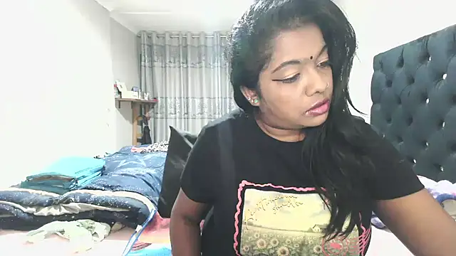 Snapshot of Indianmayaxoxo chatting on 2, 7, 2026 Indianmayaxoxo online show from 2, 7, 2026