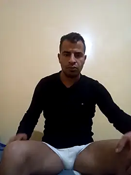 Snapshot of Bisex_activ19 chatting on 8, 1, 2025 Bisex activ19 online show from 8, 1, 2025