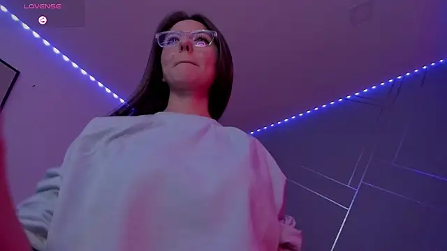 Ich Bin Julia online show from 15, 2, 2025