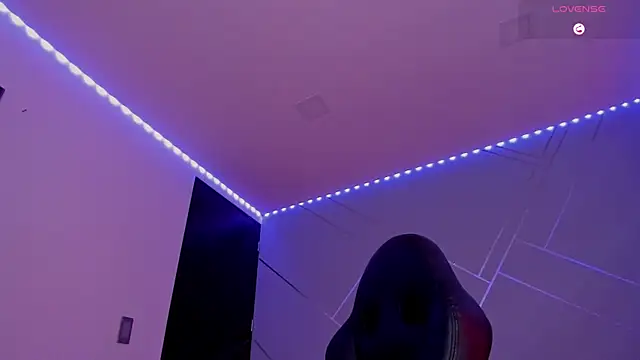 Ich Bin Julia online show from 19, 2, 2025