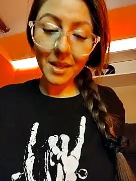 Ich Bin Julia online show from 1, 12, 2025