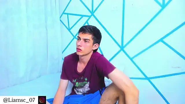 liam scott77 online show from 18, 12, 2025