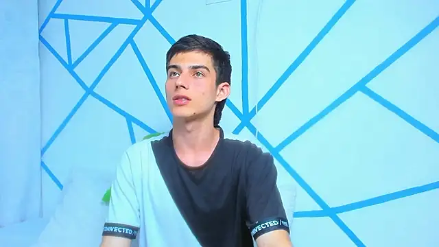 liam scott77 online show from 6, 12, 2024