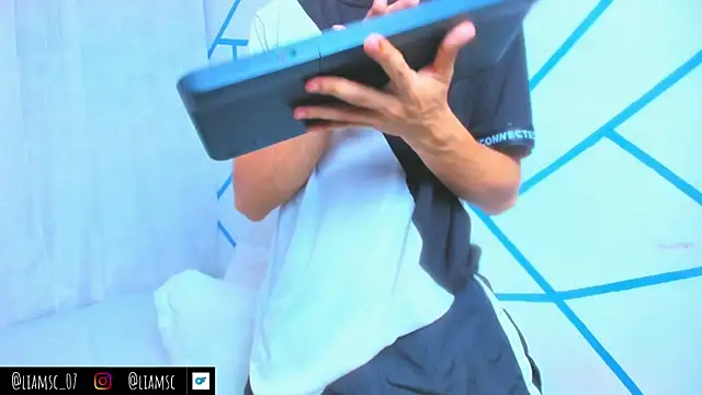 liam scott77 online show from 25, 10, 2025