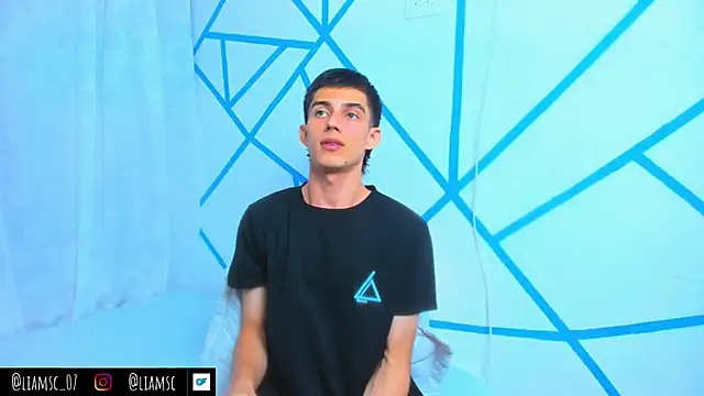 liam scott77 online show from 4, 10, 2025