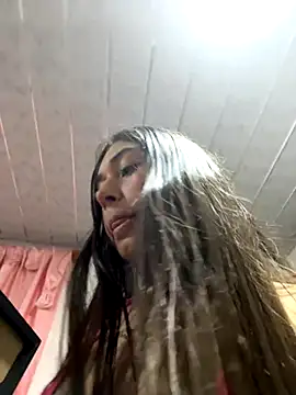 Snapshot of Barbielatinas chatting on 25, 9, 2025 Barbielatinas online show from 25, 9, 2025