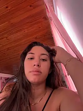 Barbielatinas online show from 15, 12, 2025