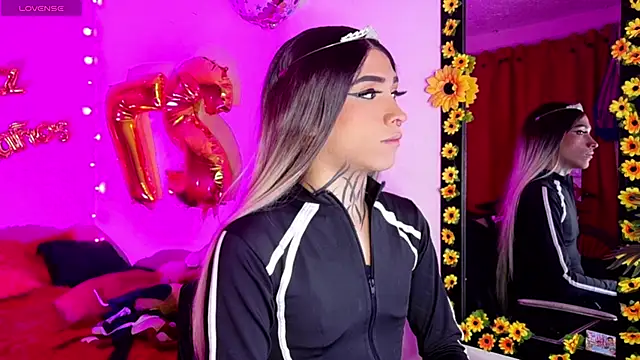 Micaela Rangel online show from 8, 4, 2026