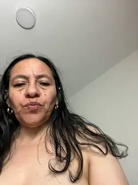 Freya Artemisa online show from 11, 9, 2025