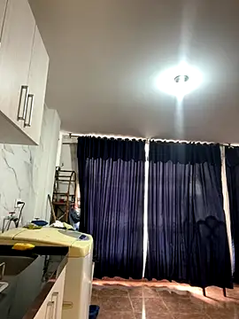 Freya Artemisa online show from 30, 9, 2025