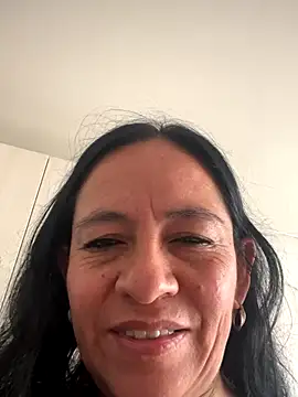 Freya Artemisa online show from 8, 11, 2025