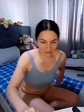 renata hot1 online show from 30, 4, 2026