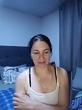 renata hot1 online show from 11, 6, 2026