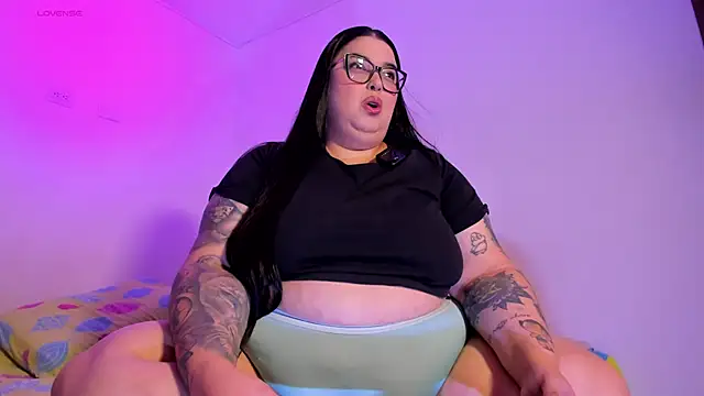 Apriilpeach  online show from 23, 11, 2025