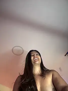 Snapshot of cristina1800 chatting on 6, 3, 2025 cristina1800 online show from 6, 3, 2025