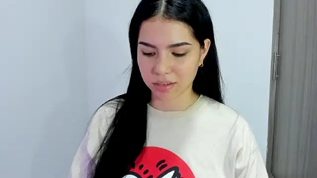 Natasha su  online show from 10, 10, 2025