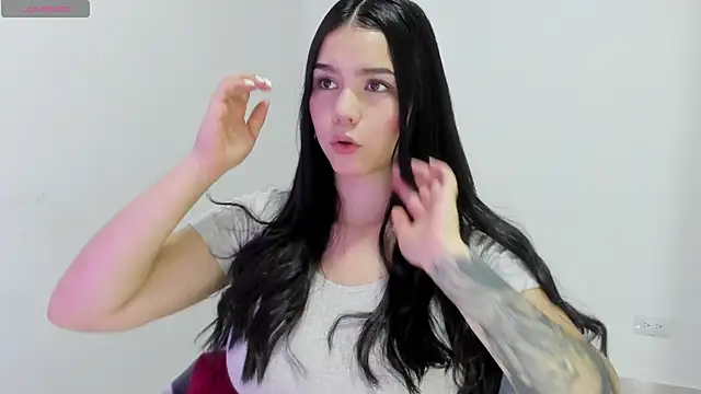 Snapshot of Natasha_su_ chatting on 18, 2, 2025 Natasha su online show from 18, 2, 2025