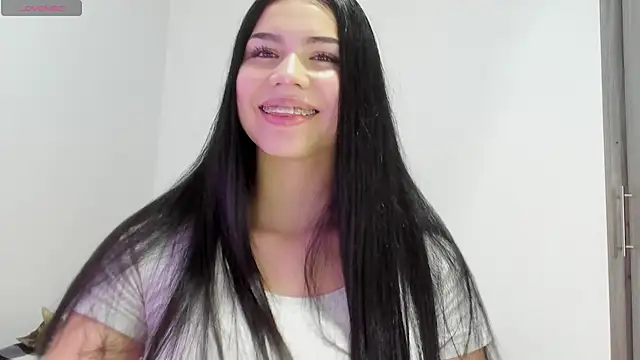 Snapshot of Natasha_su_ chatting on 4, 1, 2025 Natasha su online show from 4, 1, 2025