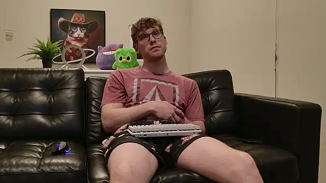 Snapshot of BlueEyedTallGuy94 chatting on 2, 10, 2025 BlueEyedTallGuy94 online show from 2, 10, 2025