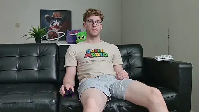 Snapshot of BlueEyedTallGuy94 chatting on 22, 9, 2025 BlueEyedTallGuy94 online show from 22, 9, 2025