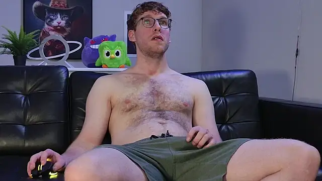 Snapshot of BlueEyedTallGuy94 chatting on 21, 10, 2025 BlueEyedTallGuy94 online show from 21, 10, 2025