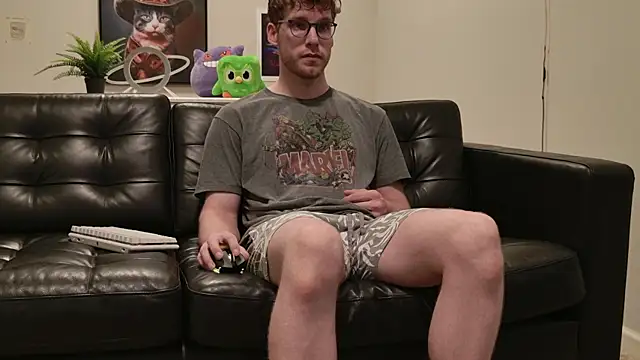 Snapshot of BlueEyedTallGuy94 chatting on 9, 10, 2025 BlueEyedTallGuy94 online show from 9, 10, 2025