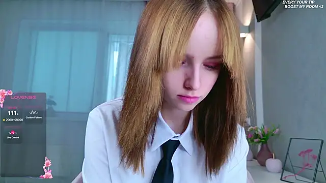 b4by LoL1 online show from 17, 10, 2025