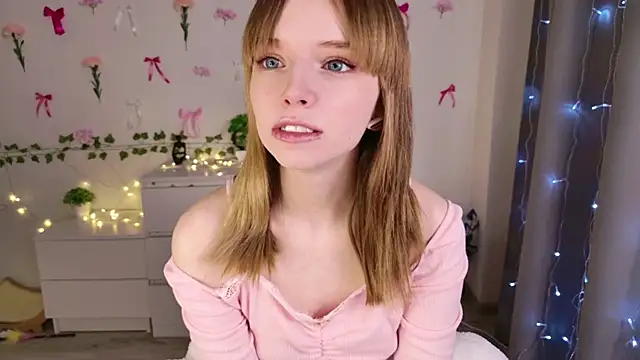 b4by LoL1 online show from 15, 3, 2025