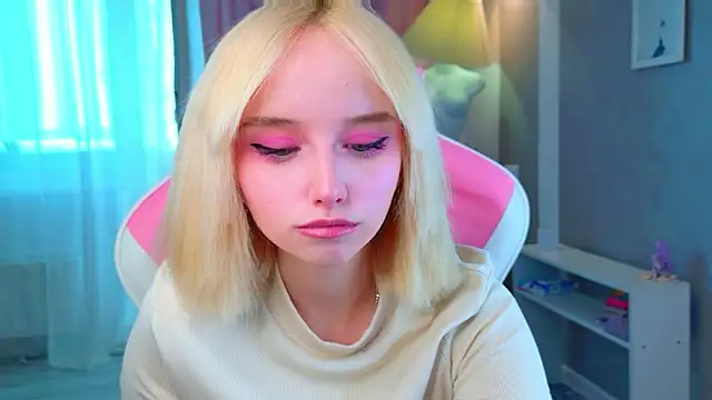 b4by LoL1 online show from 20, 3, 2026