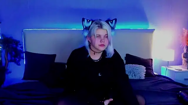 JoannLowe online show from 7, 3, 2025