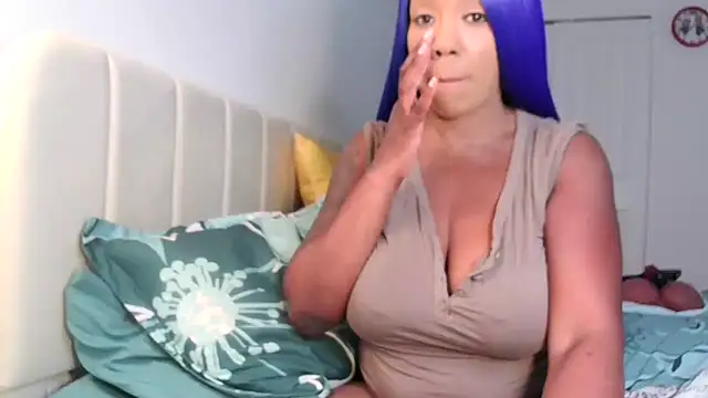 Snapshot of MistressLava_Femdom chatting on 17, 7, 2026 MistressLava Femdom online show from 17, 7, 2026