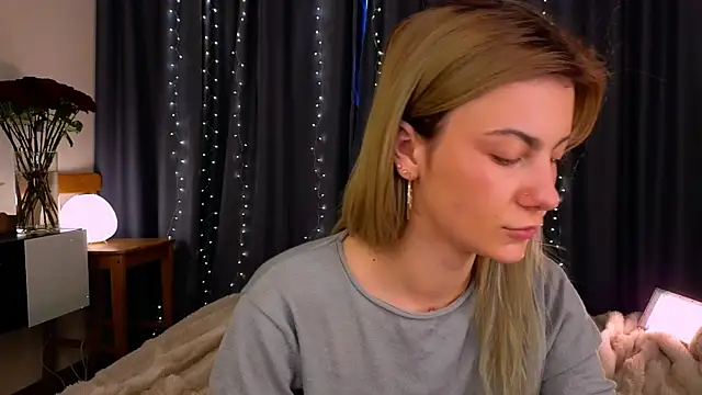 Snapshot of tomorrows_day chatting on 2, 3, 2026 tomorrows day online show from 2, 3, 2026