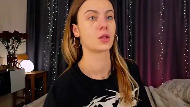 Snapshot of tomorrows_day chatting on 25, 2, 2026 tomorrows day online show from 25, 2, 2026