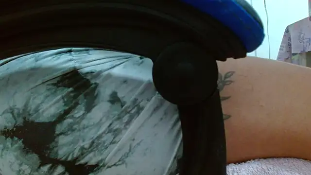 sinay024 online show from 2, 4, 2026