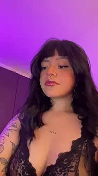 Ashley Chriss online show from 13, 1, 2026