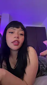 Ashley Chriss online show from 6, 1, 2026