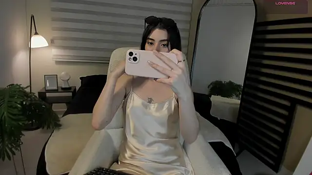 Catyloves online show from 13, 4, 2026