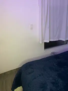 Catyloves online show from 21, 2, 2025