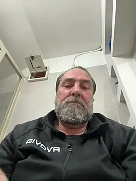 Snapshot of ros217 chatting on 18, 2, 2026 ros217 online show from 18, 2, 2026