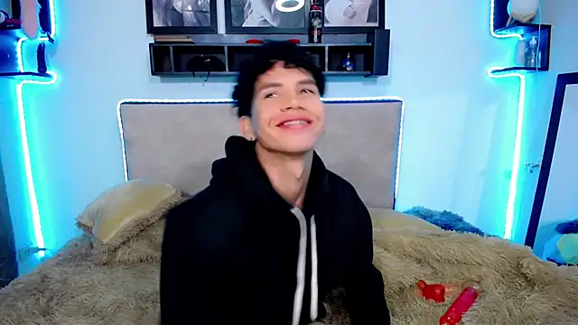 Tayson Rivers online show from 5, 12, 2024