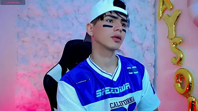 Tayson Rivers online show from 16, 10, 2025