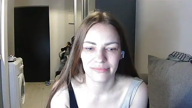 AnnaDiamond1 online show from 17, 7, 2026
