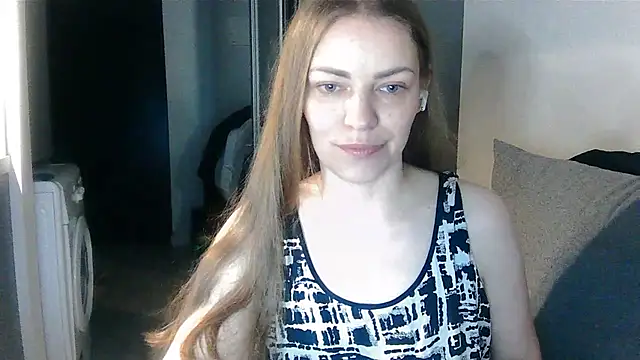 AnnaDiamond1 online show from 12, 7, 2026