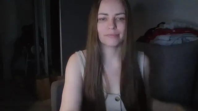 AnnaDiamond1 online show from 10, 4, 2026