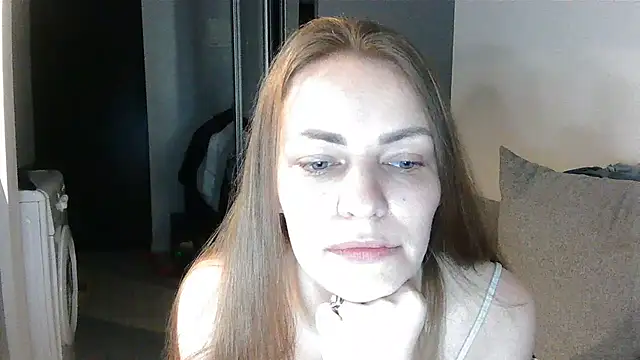AnnaDiamond1 online show from 11, 7, 2026