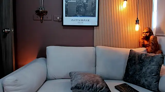 ApoloMakris online show from 5, 10, 2025