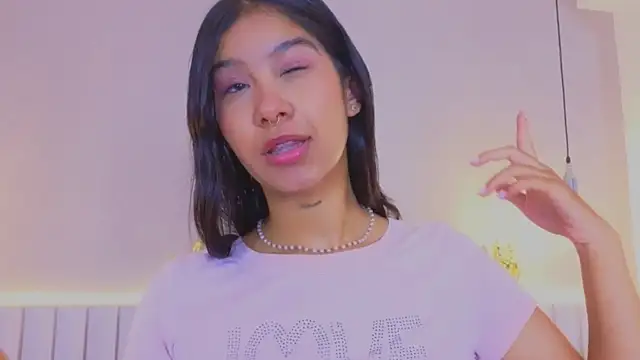 Snapshot of Aida_moreno chatting on 29, 9, 2025 Aida moreno online show from 29, 9, 2025