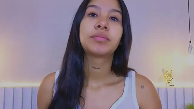 Snapshot of Aida_moreno chatting on 5, 10, 2025 Aida moreno online show from 5, 10, 2025