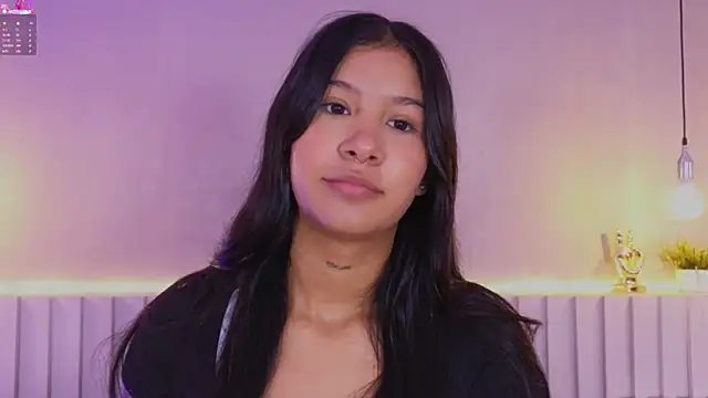 Snapshot of Aida_moreno chatting on 7, 11, 2025 Aida moreno online show from 7, 11, 2025