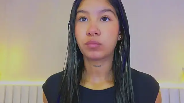 Snapshot of Aida_moreno chatting on 19, 10, 2025 Aida moreno online show from 19, 10, 2025